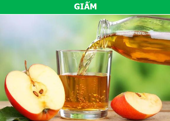 Dấm ăn: Ngoài công dụng làm gia vị để nấu ăn, giấm còn là một loại “thuốc sát khuẩn” vô cùng hiệu nghiệm, có thể điều trị vết bỏng, viêm và nhiễm trùng da. Ảnh: BS.