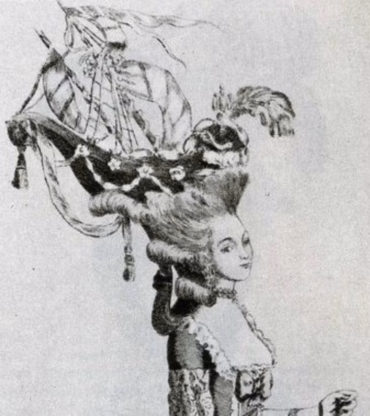 Con tàu cài lên tóc: Kiểu tóc của thế kỷ 18 này toát lên sự vĩ đại và hào hoa. Những người phụ nữ sành điệu nhất thường cài cả mô hình con tàu, những chú chim nhồi bông, bức tượng nhỏ và những khu vườn với những cái cây nhỏ lên tóc.