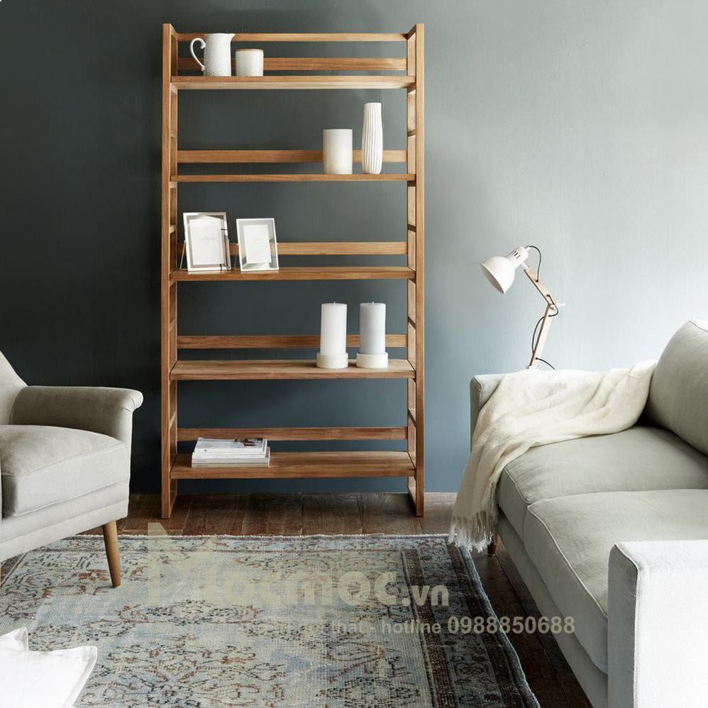 Bé thích leo trèo, với các đồ vật trên cao nên bé có thể khiến bé bị ngã và bị tủ đè lên. Do đó, bố mẹ nên chọn tủ có có chân vững chắc tránh bé leo trèo khiến tủ đổ vào người. 