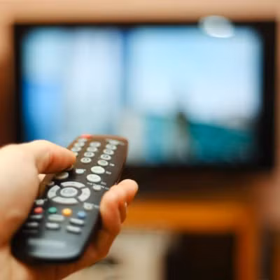 Lười vận động: Hơn 1 triệu ca bệnh Alzheimer tại Mỹ có nguyên nhân liên quan đến việc lười vận động và rất ít khi tập thể dục. Khoa học đã chứng minh việc tập thể dục đem lại lợi ích cho não và giảm nguy cơ mắc bệnh tim mạch, đột quỵ.