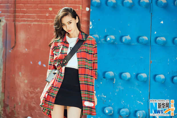 Cô cũng rất quan tâm việc sắp xếp công việc, lên kế hoạch trước sau đảm bảo có những giây phút nghỉ ngơi thoải mái để làn da, cơ thể thư thái.