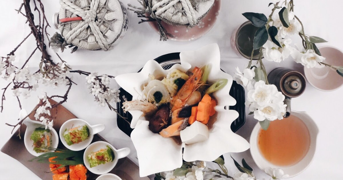 Bí quyết của món lẩu giấy còn nằm ở công thức nước lẩu vị thanh chứ không béo ngậy như những loại lẩu khác. Các món nhúng cũng được lựa chọn kỹ lưỡng.