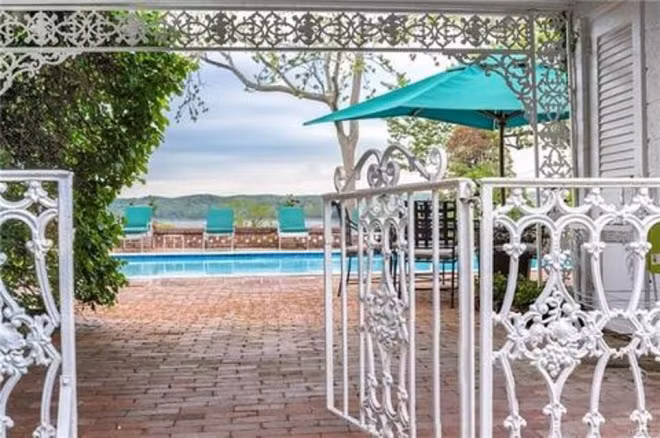 Ngam biet thu 93 ty dong dep lung linh cua Scarlett Johansson-Hinh-7