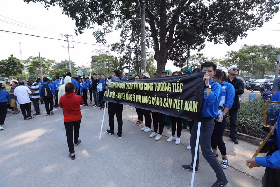 Anh: Nguoi dan que nha tiec thuong dong chi Do Muoi-Hinh-6