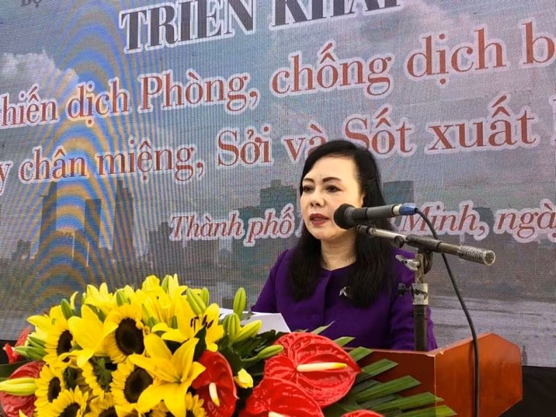 BT Y te chi ro thieu sot khien dich benh chan tay mieng nghiem trong