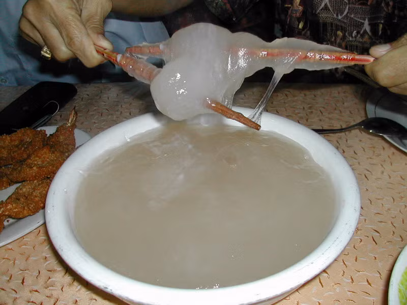 Trải qua quá trình công phu như thế, người ta mới thu được loại tinh bột mềm mịn và khi nấu thành cháo có độ dẻo dai hoàn hảo.