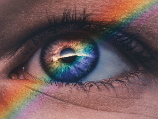 Khoảng 80% những gì chúng ta cảm nhận được đều thông qua thị lực. Nếu bảo vệ đôi mắt, bạn sẽ làm giảm khả năng bị mù lòa và mất thị lực, đồng thời ngăn các bệnh về mắt như tăng nhãn áp và đục thủy tinh thể.