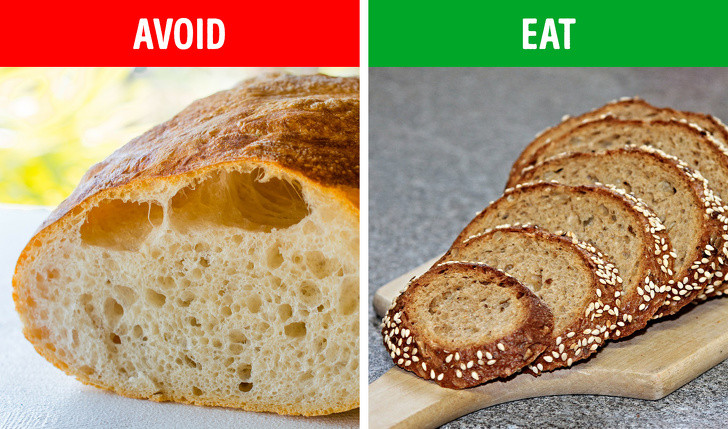 Carbs tinh chế: Có carbs tốt (carbs phức tạp) và carbs xấu (carbs đơn giản). Carbs tinh chế có liên quan đến nhóm carbs xấu. Một ví dụ điển hình của thực phẩm carbohydrate tinh chế là bánh mì trắng, ngũ cốc tinh chế. Bánh mì trắng làm từ ngũ cốc tinh chế mềm hơn và mịn hơn so với bánh mì ngũ cốc nguyên hạt. Carbs tinh chế khiến cơ thể quá tải để xử lý, khiến các tuyến dầu sản xuất nhiều dầu hơn.