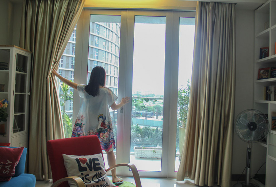 Không gian phòng ngủ giúp Lan Phương có thể thỏa thích nhìn ngắm ra bên ngoài.