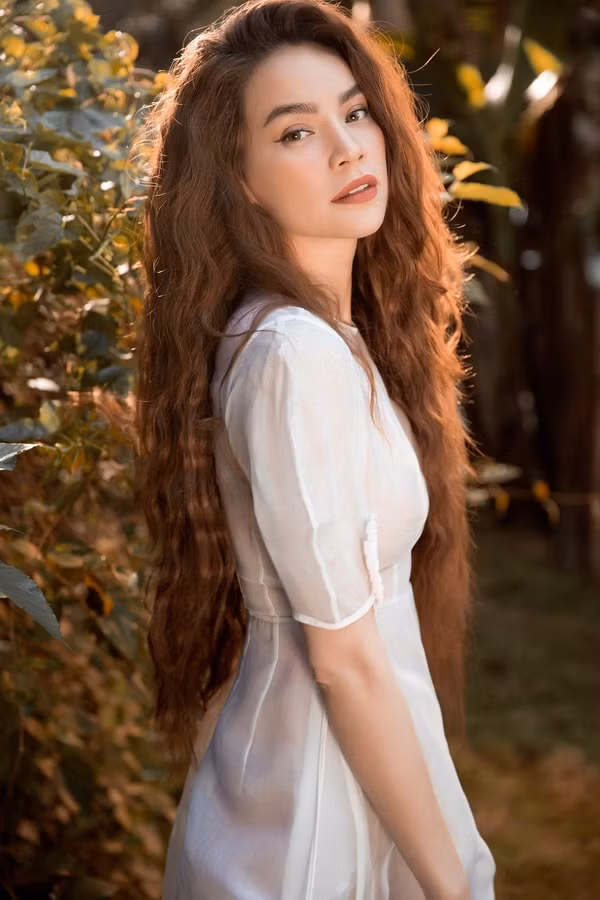 Loat my nhan Viet ung xu khon kheo sau ly hon-Hinh-4