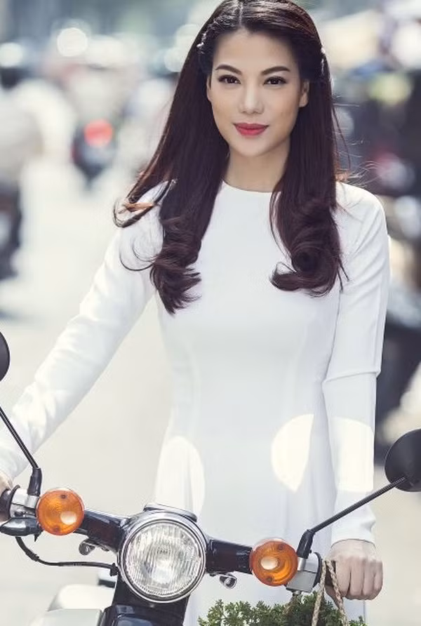 Loat my nhan Viet ung xu khon kheo sau ly hon-Hinh-2