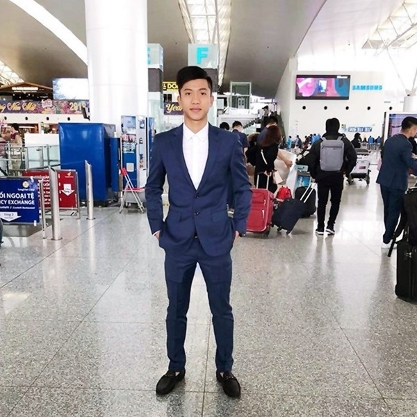 Phan Văn Đức bảnh bao hết mức. Ảnh: Thegioitre.