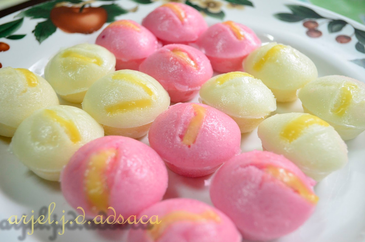 Để tăng độ ngon vị hơn cho bánh thì người Philippines còn cho thêm bơ, trứng gà, nước cốt dừa, phô mai...