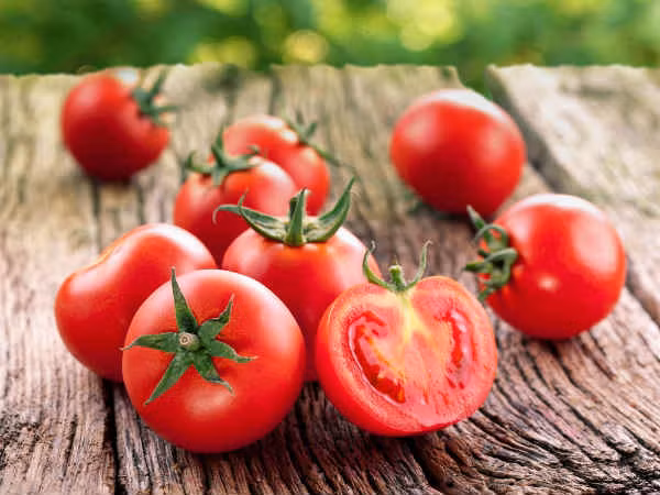 Cà chua anh đào rất giàu lycopene, một chất chống oxy hóa bảo vệ não và chống trầm cảm. Các nhà nghiên cứu đã phát hiện ra rằng một trong những lợi ích lớn nhất của lycopene là ngăn ngừa sự tích tụ các hợp chất có liên quan đến bệnh trầm cảm.
