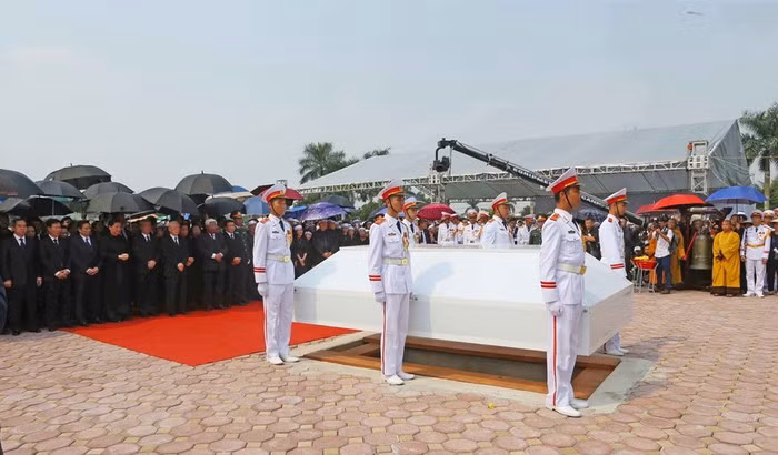 Hinh anh le an tang nguyen Tong Bi thu Do Muoi tai que nha-Hinh-12