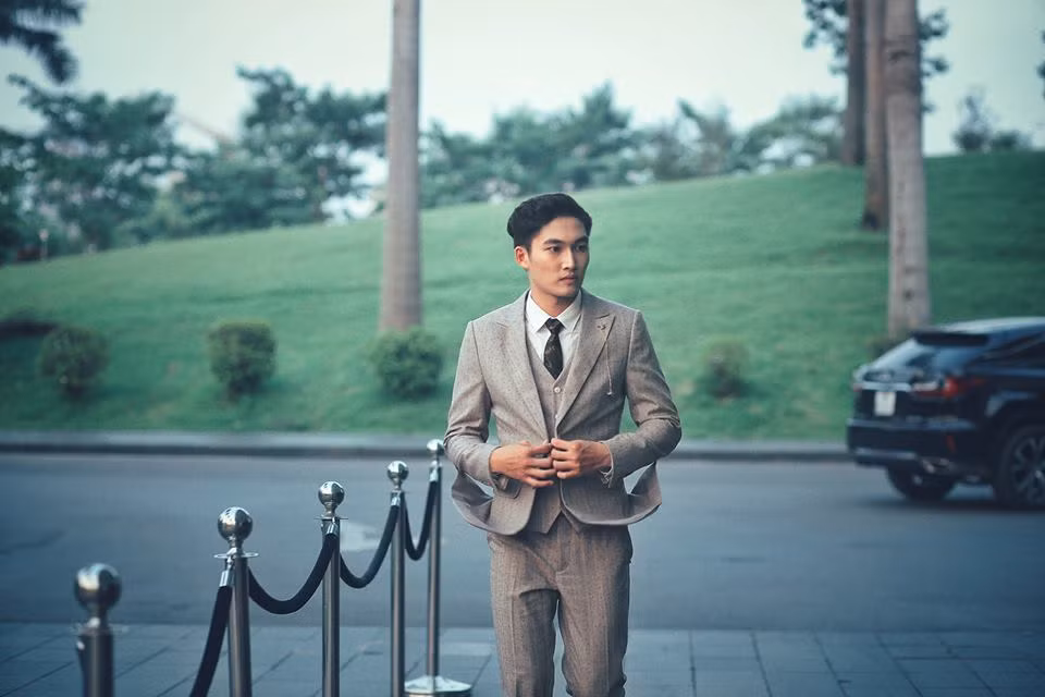 Phong cach thoi trang lich lam cua nam chinh “Yeu thi ghet thoi“-Hinh-4