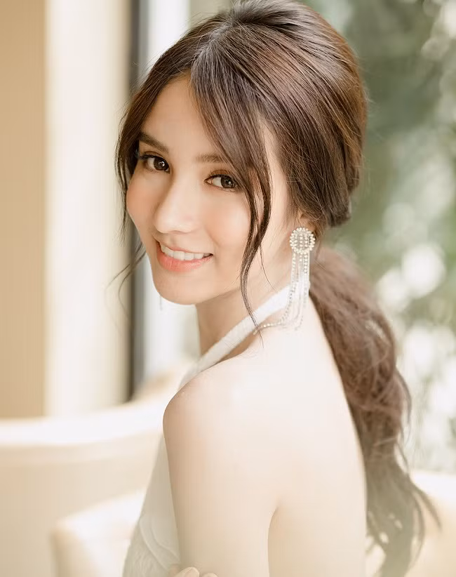Người Thái rất thích mát-xa và có nhiều kỹ thuật mát-xa độc đáo. Dịch vụ này xuất hiện khắp nơi ở xứ chùa Vàng. Thói quen này giúp thư giãn toàn thân, lưu thông máu tốt, đồng thời có tác dụng làm trẻ hóa da, tiêu tan mỡ thừa.