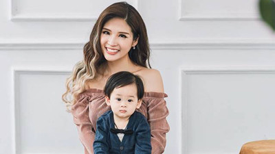 Dù đã là bà mẹ một con nhưng nàng hậu họ Phan vẫn giữ được vóc dáng thon gọn với những đường cong gợi cảm.