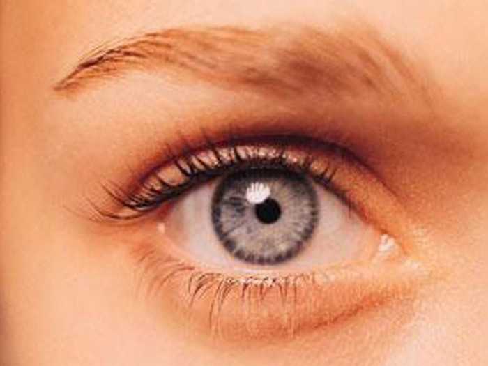 Cải thiện thị lực: Cùng với caffeine, cà phê cũng chứa một lượng chất chống oxy hóa lành mạnh. Các chất chống oxy hóa được tìm thấy trong cà phê có thể giúp trẻ hóa các tế bào của mắt và do đó cải thiện thị lực của bạn.