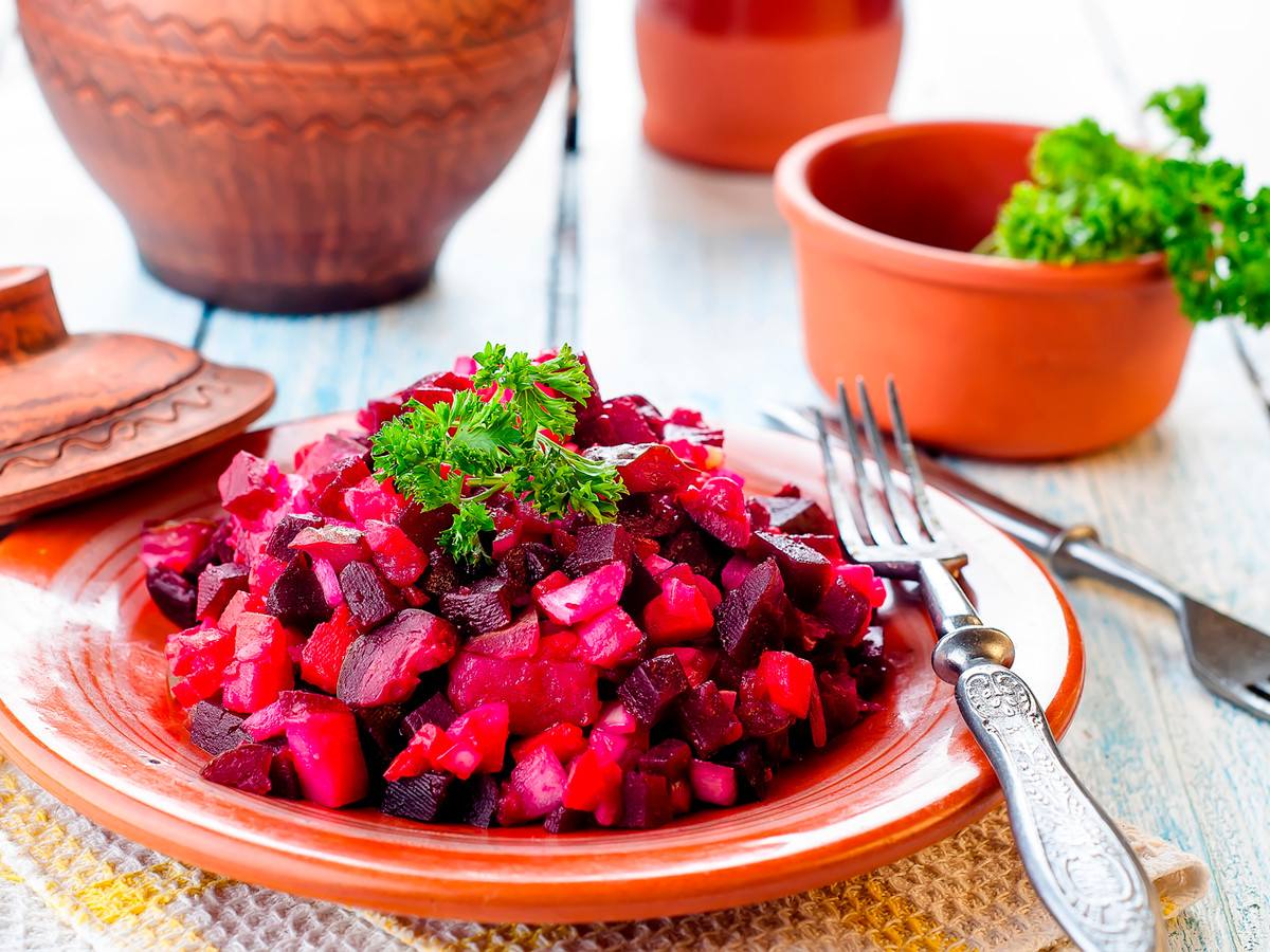 Không chỉ có hương vị ngon, món salad này còn gây ấn tượng nhờ các bày trí bắt mắt.