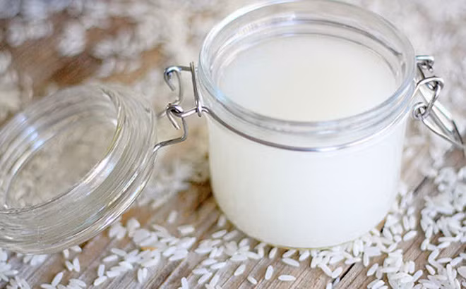 Nhờ hàm lượng vitamin B dồi dào trong gạo nên làn da của phụ nữ Trung Quốc không những được thay đổi sắc tố mà còn duy trì độ mềm mịn, căng bóng.