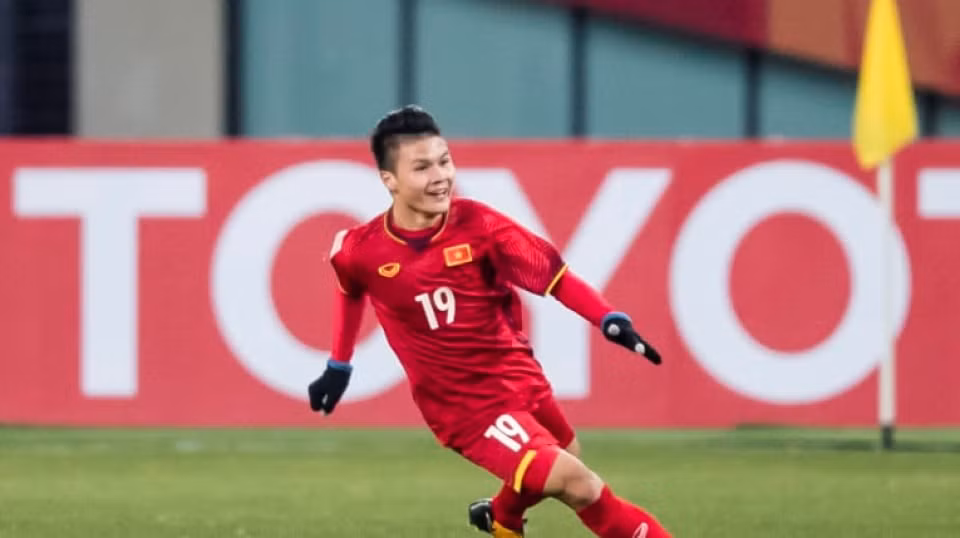 Bi mat dinh duong giup cac cau thu bong da co suc khoe deo dai