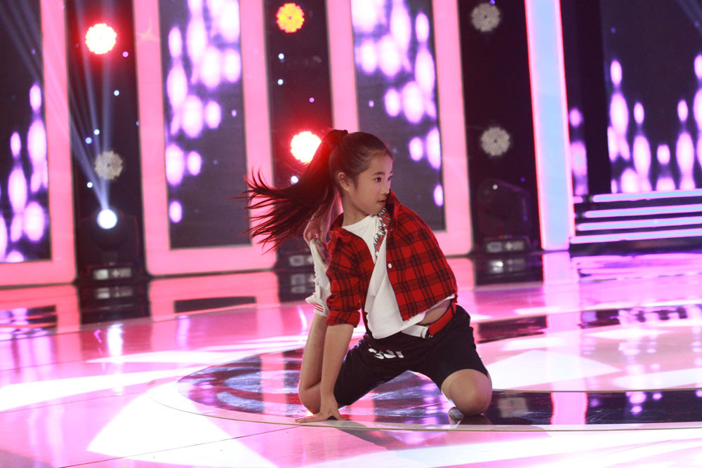 Tran Thanh dot nhien “tang dong” khi nhin thay dieu nay-Hinh-6