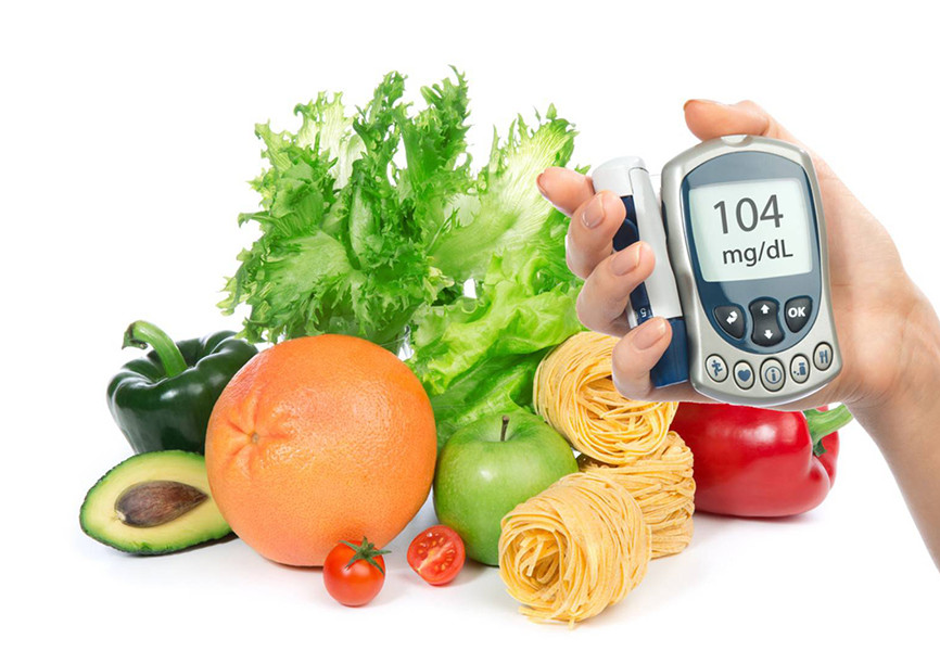 Tiểu đường là một trong những bệnh rất nguy hiểm và gây ra nhiều hậu quả khôn lường nếu không cẩn thận. Chế độ ăn uống giúp ổn định mức đường trong máu, giảm được liều thuốc cần sử dụng, ngăn chặn hoặc làm chậm xuất hiện các biến chứng, kéo dài tuổi thọ cho bệnh nhân tiểu đường.