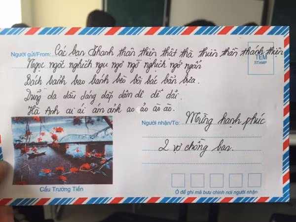 Anh dinh kem phong bi mung dam cuoi xua roi, anh Facebook gio len ngoi-Hinh-5