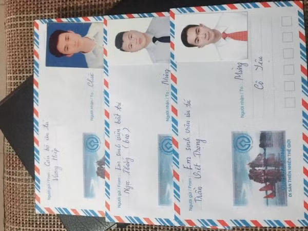 Anh dinh kem phong bi mung dam cuoi xua roi, anh Facebook gio len ngoi-Hinh-4