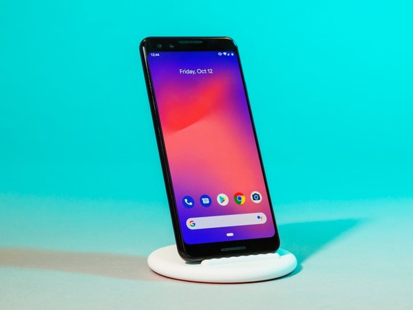 Chung ta deu da sac pin dien thoai sai cach the nay