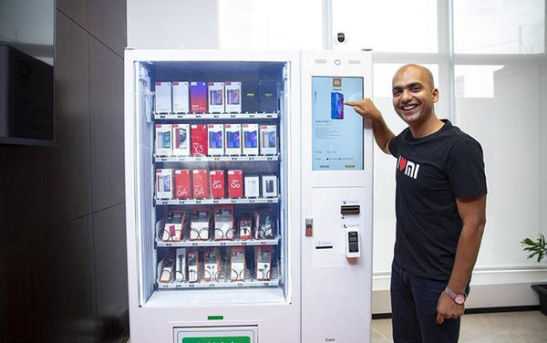 Kinh ngac may ban hang tu dong ban ca…dien thoai