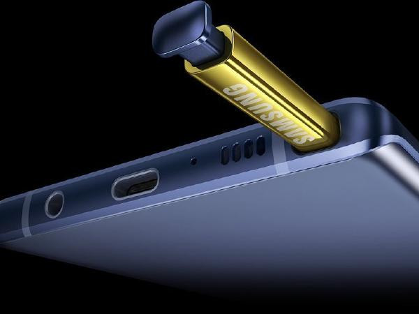 Ngoài Galaxy Note 10 bản chuẩn, dòng Galaxy Note năm nay sẽ có thêm Galaxy Note 10 Pro và Galaxy Note 10 Pro 5G. Hai thiết bị này được cho là có ngoại hình giống hệt với các mẫu Galaxy Note 10 thông thường nhưng sẽ có màn hình AMOLED 6,7 inch “khổng lồ” và pin dung lượng “khủng”, lên tới 4.500mAh.