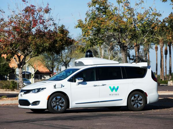 Waymo là một trong những dự án của Google X.