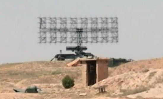 Không chỉ có vũ khí của Iran, hiện nay lực lượng phòng không Syria còn được trang bị một số radar do Trung Quốc sản xuất, bao gồm radar cảnh báo tầm xa JY-27 và JYL-1, radar cảnh báo tầm thấp LLQ120, những loại radar này được các nhà sản xuất Trung Quốc giới thiệu là “rất hiện đại”, có thể dễ dàng tích hợp vào các hệ thống phòng không hiện có và cả trong tương lai.