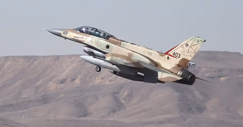 Sự chỉ trích còn tăng lên cao hơn nữa khi đại diện IAF cho biết trong những phi vụ vừa qua, họ chỉ huy động tiêm kích thế hệ 4 F-16I Sufa chứ chưa cần dùng đến chiến đấu cơ thế hệ 5 F-35I Adir.