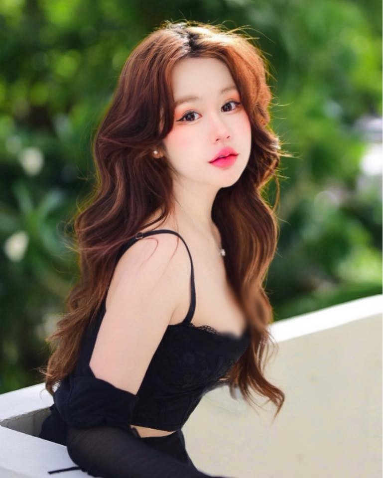 Với số người theo dõi, yêu thích lên đến hơn 300.000 người trên Facebook và IG, Nol Lanee được kỳ vọng sẽ ngày càng nổi tiếng hơn.