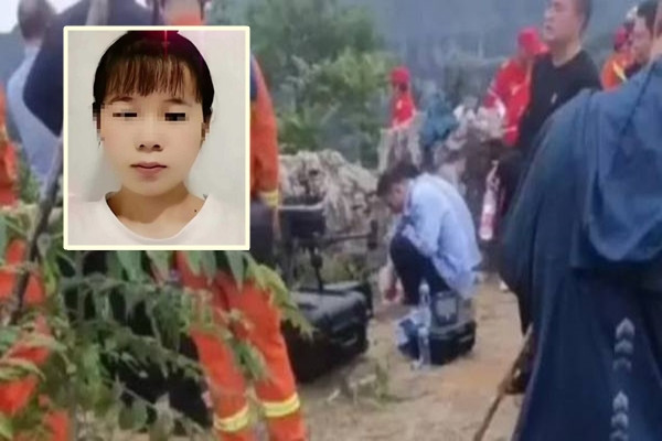 Ra ngoai lay hang ship, co gai xinh dep chi con...bo xuong trang