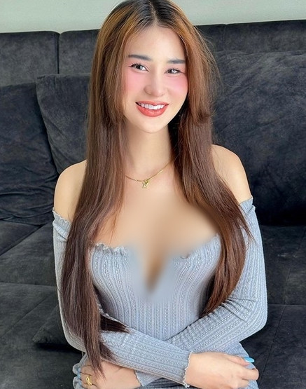 Tuy dính phải lùm xùm liên quan đến phẫu thuật thẩm mỹ để có nét đẹp hiện tại...