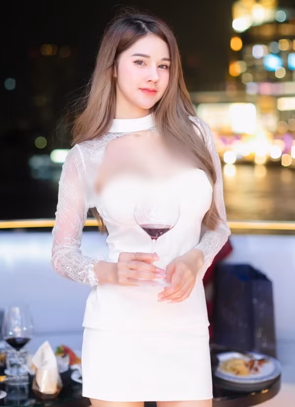 Song, nhiều người hâm mộ của Aareya Laman cho rằng đây là hướng phát triển không bền.