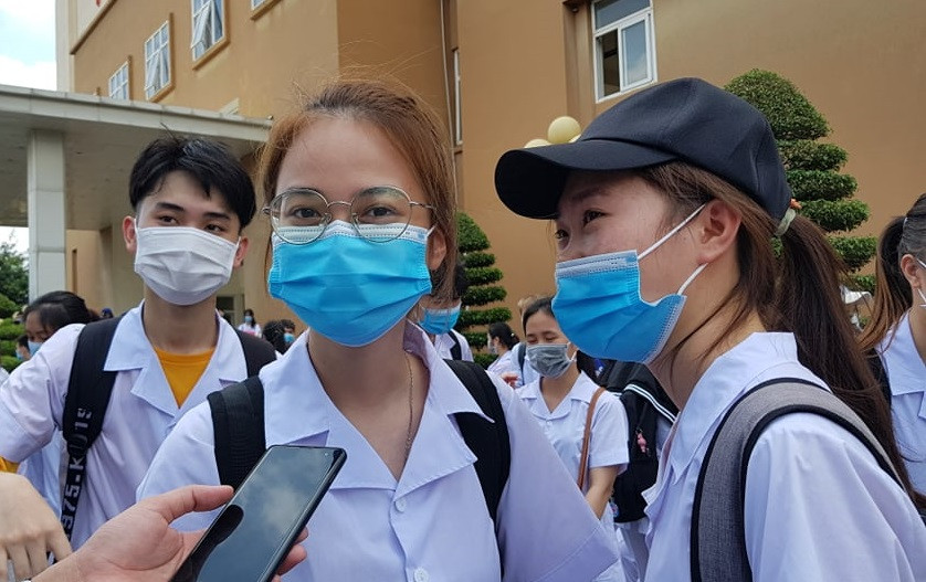 Hinh anh cham trai tim 267 sinh vien y Hai Duong chi vien Bac Giang, Bac Ninh-Hinh-5