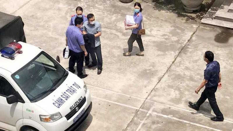 4 can bo Cong an Do Son bi khoi to: Thieu tuong Vu Thanh Chuong noi gi?-Hinh-2