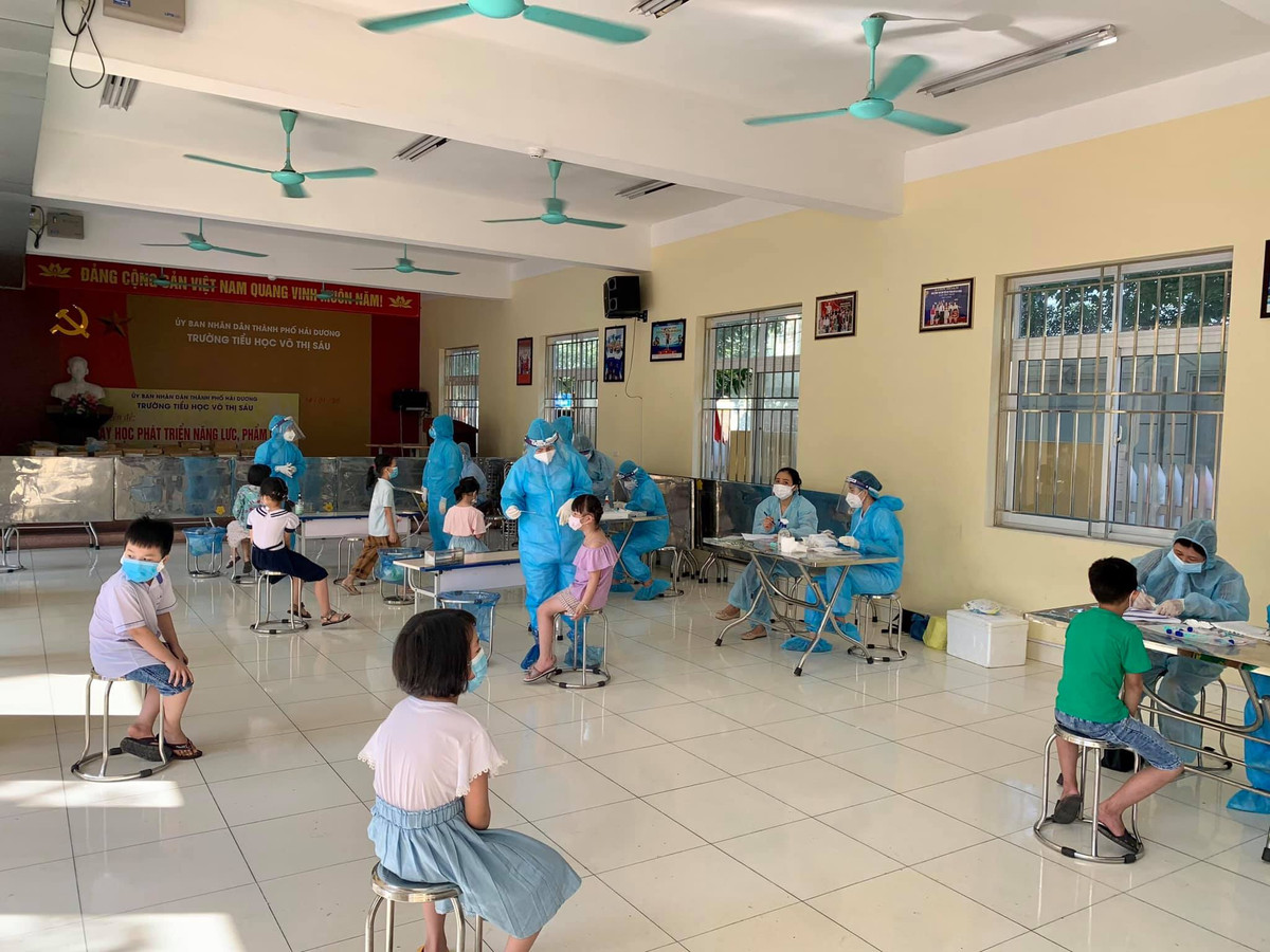 Dich phuc tap, Chu tich UBND tinh truc tiep chi dao TP Hai Duong chong dich-Hinh-3