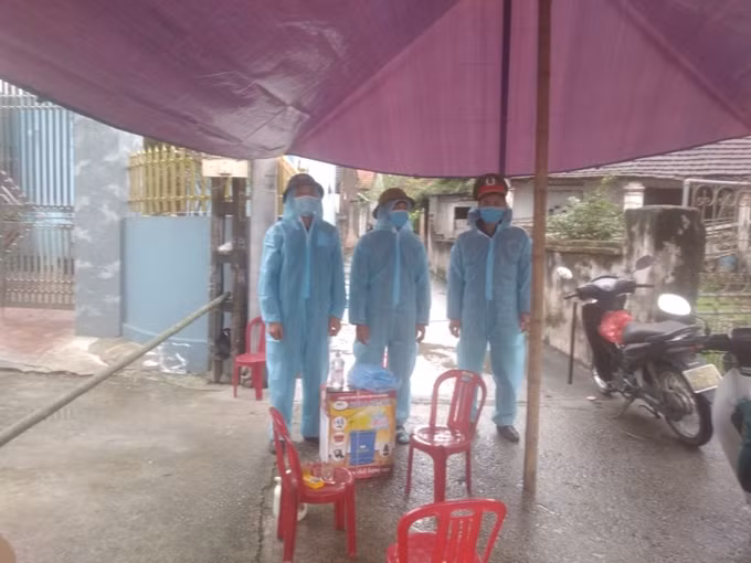 Thu tuong Pham Minh Chinh: “Moi su chu quan, lo la se phai tra gia ve tinh mang con nguoi”-Hinh-2