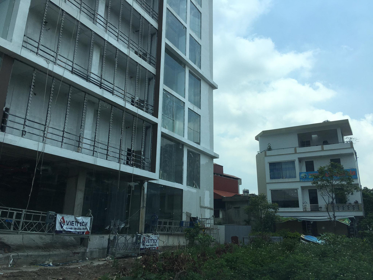 20 ho dan to bi nut nha khi IDJ thi cong toa nha APEC 15 tang-Hinh-5