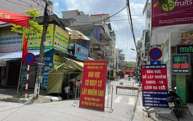 Hai Duong: Be 2 tuoi mac COVID-19 do BN6739 tung sang choi nha