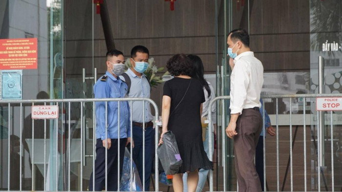 “Quai vat” COVID-19 sinh quai chuyen...