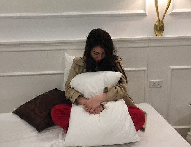  Cô gái “nếm trái đắng” khi môi giới mại dâm sextour 2500 USD: Lý Thị Thảo (SN 1999, quê Thái Nguyên) bị Cục Cảnh sát hình sự (C02) Bộ Công an bắt giữ để điều tra về hành vi môi giới mại dâm vào tháng 1/2021. Thảo đã môi giới 3 cô gái xinh đẹp ở các tỉnh Hưng Yên, Thanh Hóa cùng Thảo đi lên Tam Đảo để cùng bán dâm cho 4 người đàn ông với giá 60 triệu đồng và bị cảnh sát bắt quả tang. 