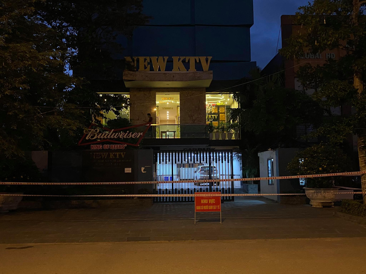 Phong toa Bar karaoke KTV Hai Phong lien quan nu tiep vien nhiem COVID-19