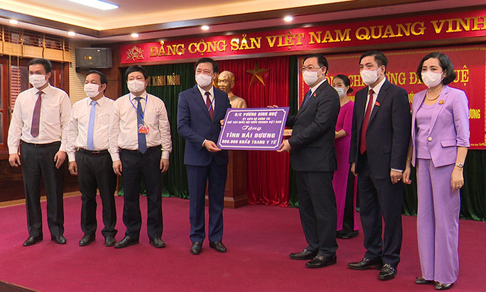 Chu tich Quoc hoi: Qua bau cu cang thay suc manh trung diep cua nhan dan-Hinh-7